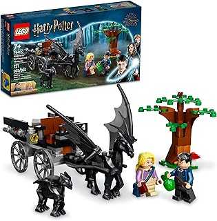 Harry Potter Hogwarts Carriage & Thestrals Set 76400, Building Toy for Kids 7 Plus Years Old with 2 Winged Horse Figures and Luna Lovegood Minifigure